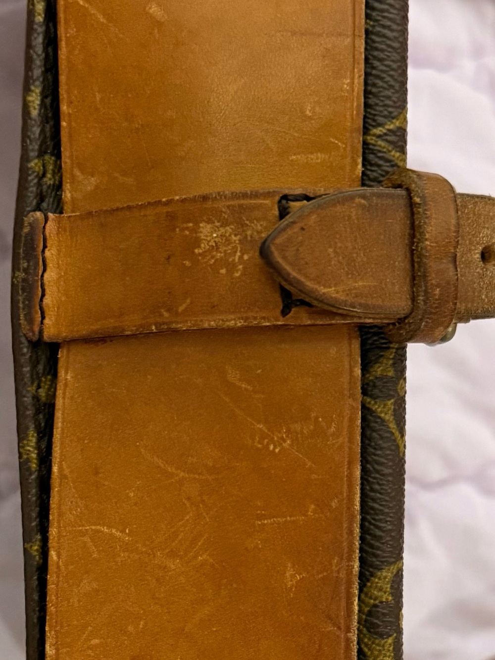 Louis Vuitton Brown Monogram Canvas Messenger Crossbody - Picture 6 of 14
